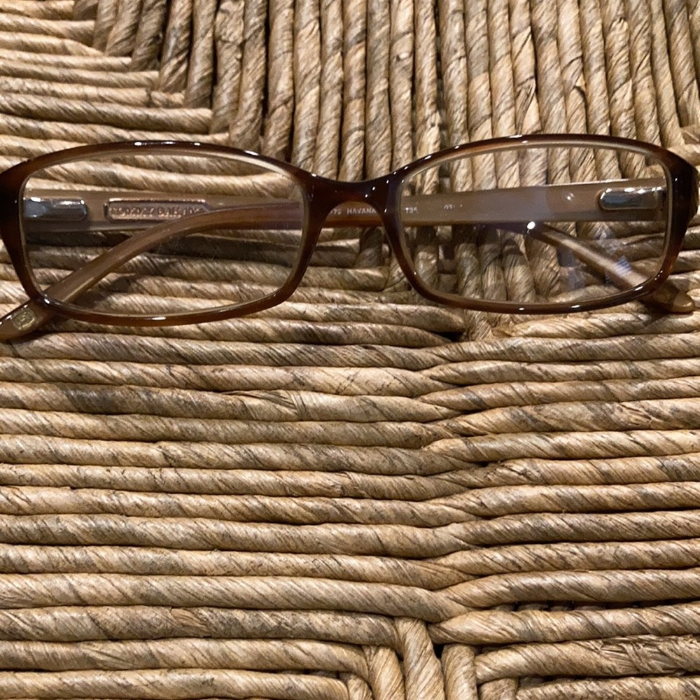 Prescription glasses from Tommy Bahama